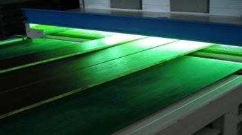 SỰ KHÁC NHAU GIỮA SƠN UV VÀ SƠN PU TRONG NGÀNH GỖ